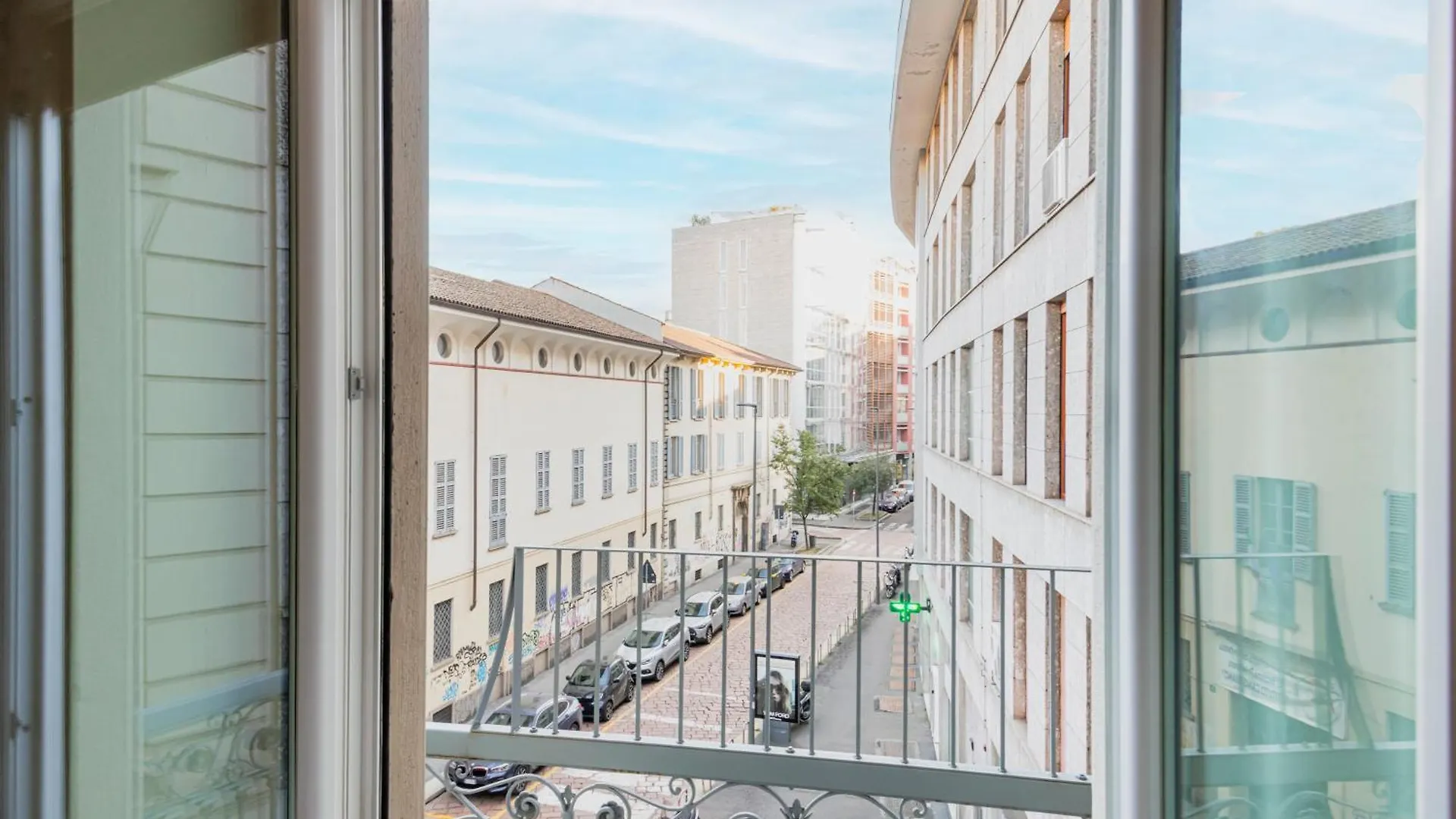 Easylife - Pearl With Balcony On Ticinese District Apartment Milan